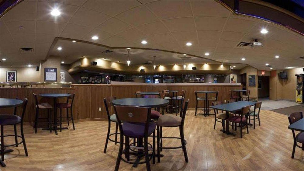 Holiday Inn Marquette By Ihg Ngoại thất bức ảnh