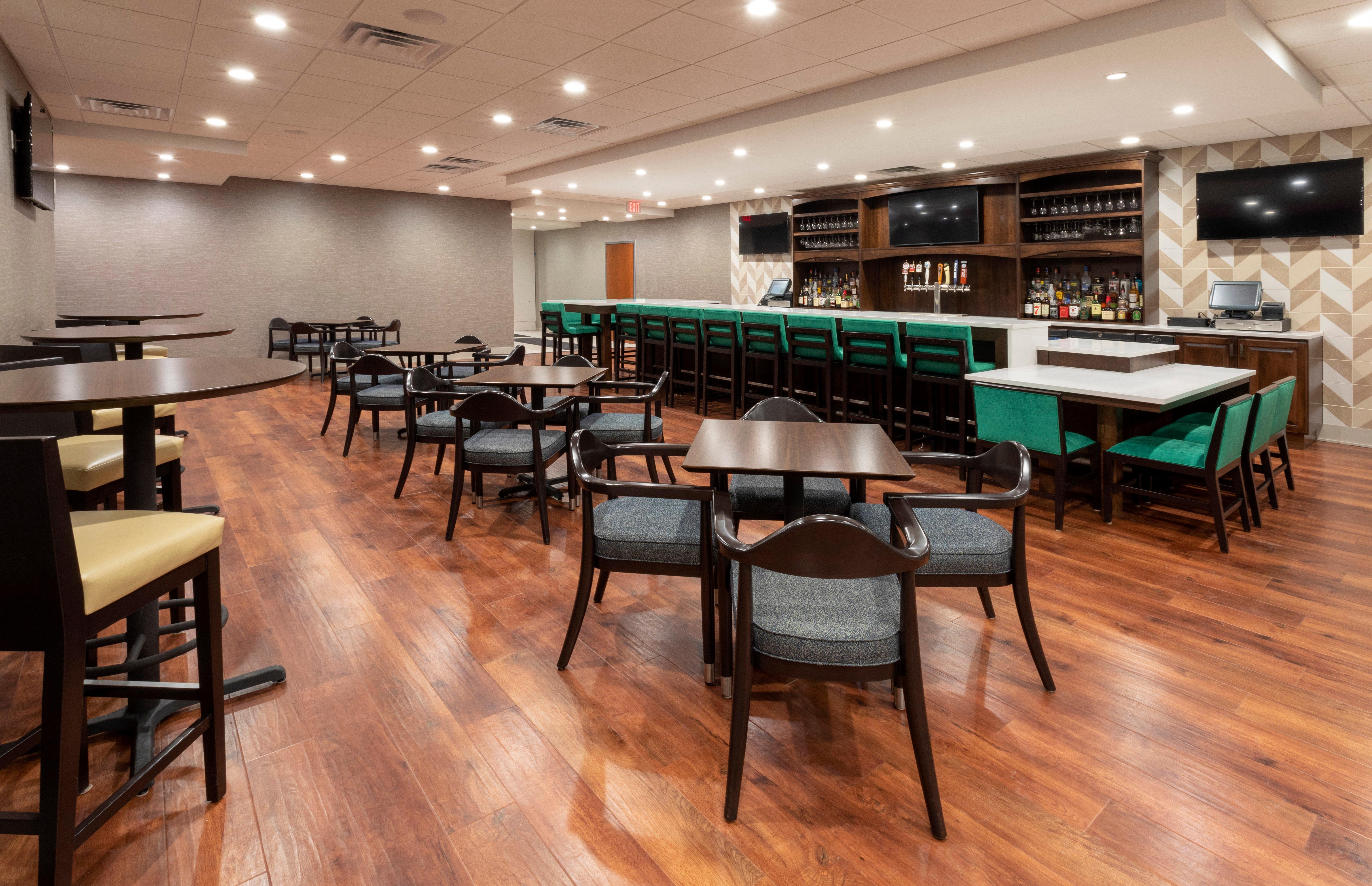 Holiday Inn Marquette By Ihg Ngoại thất bức ảnh