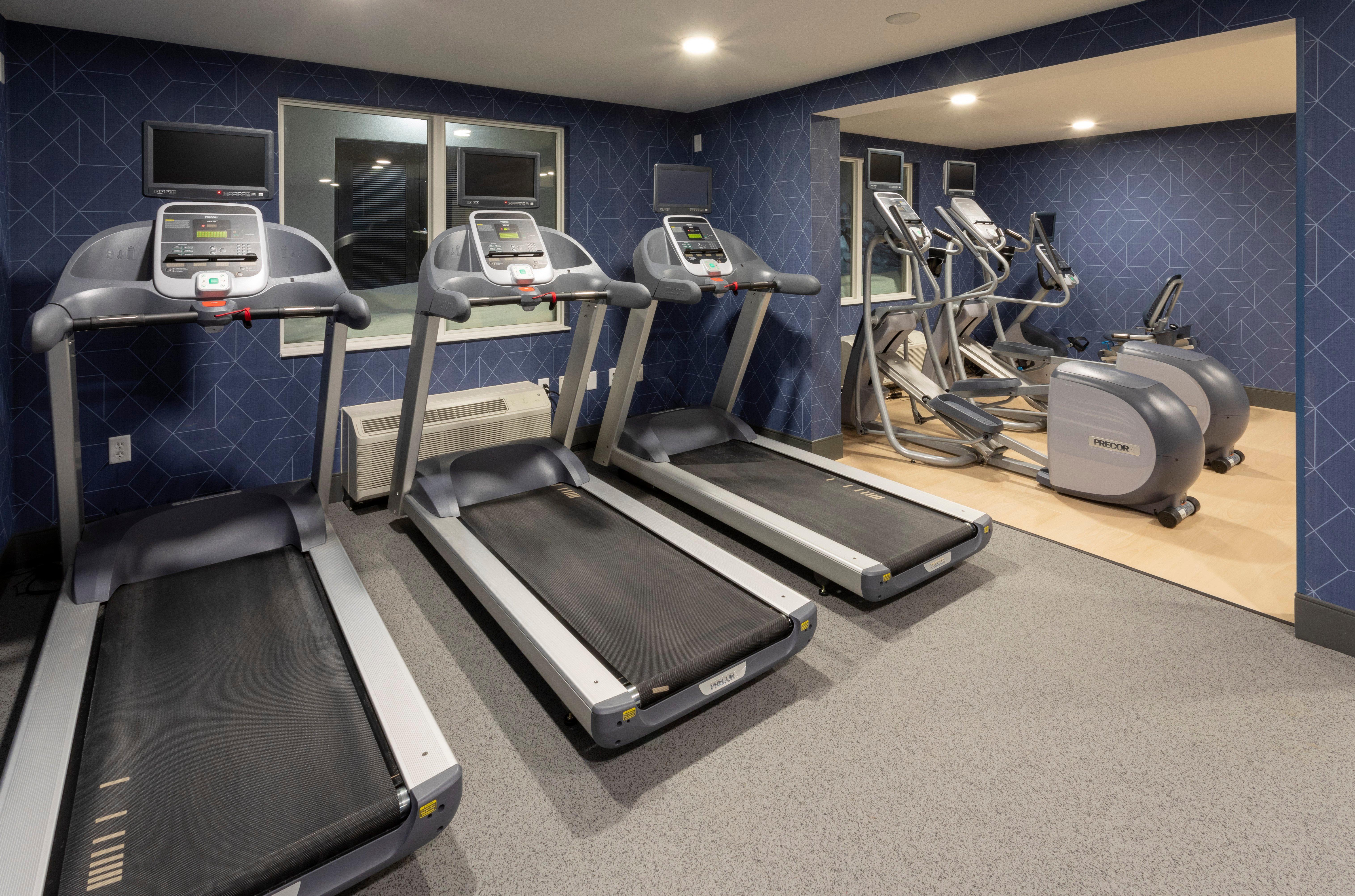 Holiday Inn Marquette By Ihg Ngoại thất bức ảnh