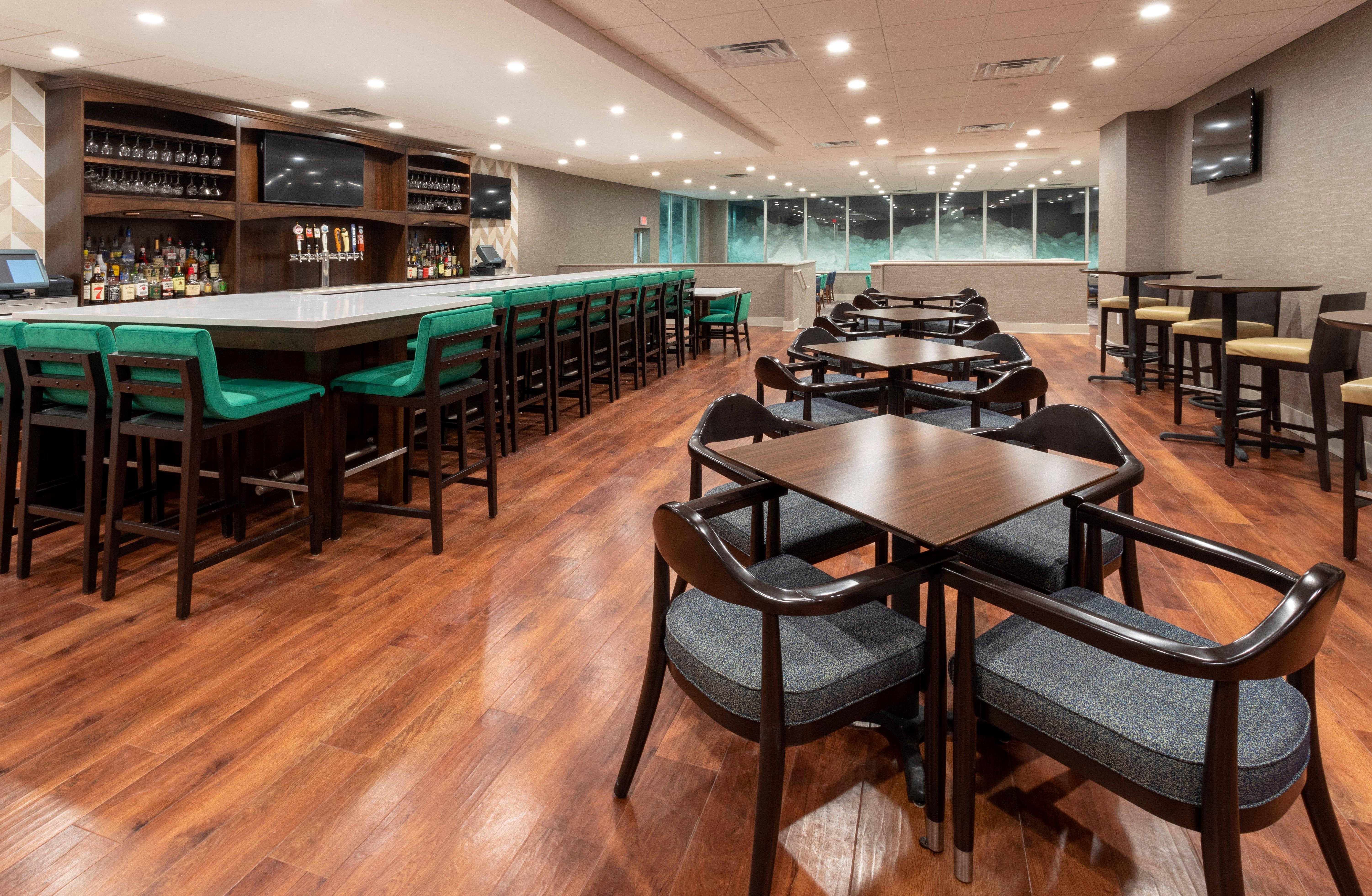 Holiday Inn Marquette By Ihg Ngoại thất bức ảnh